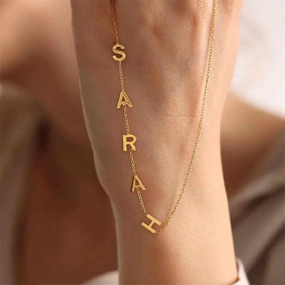 Persoonlijke Letter Ketting – Tijdloos & Sterk Roestvrij Staal